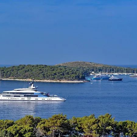 Immensely Luxurious Hvar 5 Bedrooms East Eternal هفار