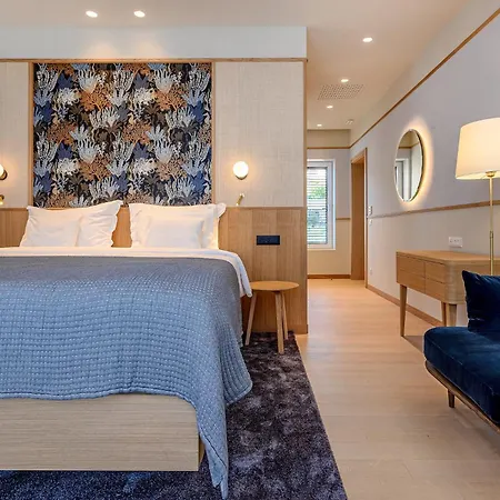 Villa Immensely Luxurious Hvar 5 Bedrooms East Eternal