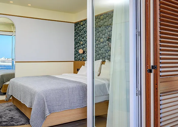 Immensely Luxurious Hvar 5 Bedrooms East Eternal Willa *